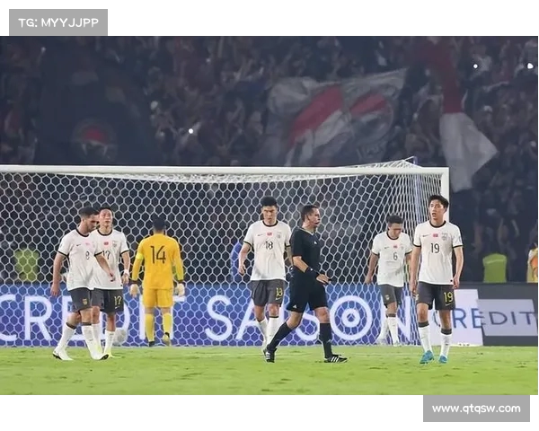 安布谈国足惨败韩国:在低谷时刻更需要球迷的坚定支持 安布谈国足惨败韩国:在低谷时刻更需要球迷的坚定支持